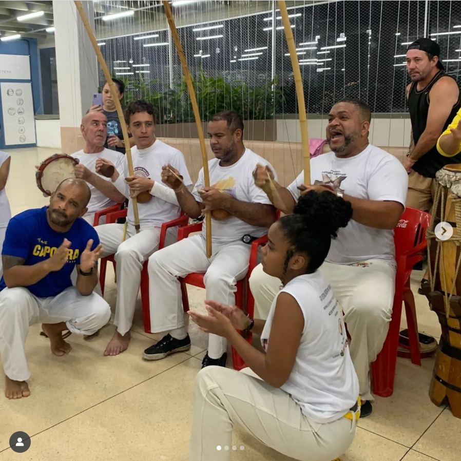 Roda de capoeira 13